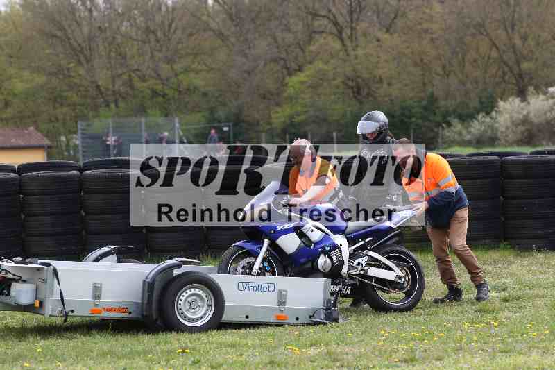 /Archiv-2023/06 10.04.2023 Moto Club Anneau du Rhin/Impressionen